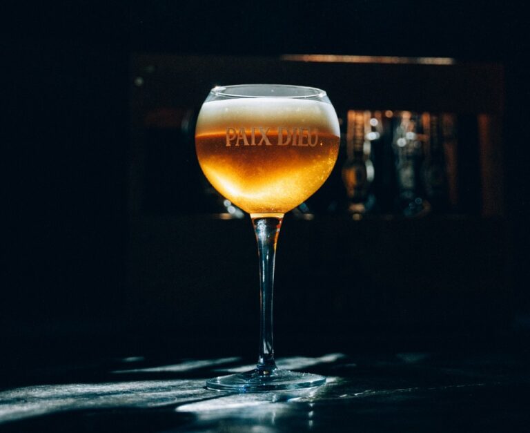 Un pop-up store dédié à la bière Paix Dieu dans le Vieux-Lille
